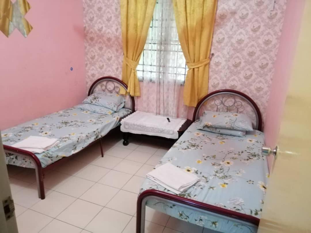 Homestay Perpaduan, Taman Bercham Raya Ulu Kinta Ipoh Perak Kampong Batu Lapan  Luaran gambar